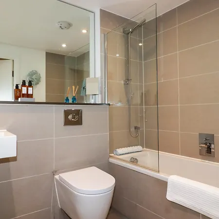 4 Ocean Gate Apartment