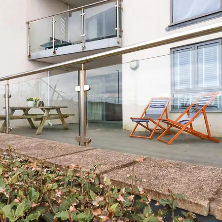 Apartment 4 Ocean Gate *