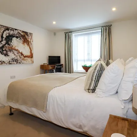 Apartment 4 Ocean Gate