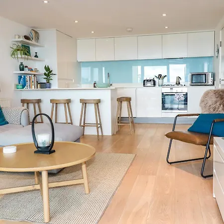 Apartment 4 Ocean Gate *